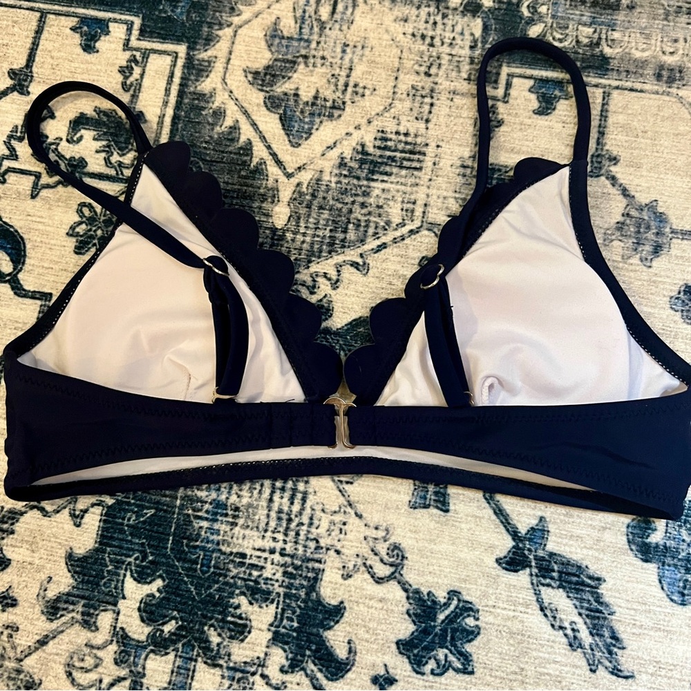 CLEAR OUT PRICE! Cupshe Scallop and Stripe "Del Mar" Bikini - S - Picture 4 of 8